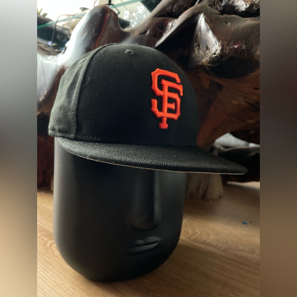 San Francisco Giants MLB Essential Black 9FIFTY Cap 2002 World Serious - Picture 2 of 16